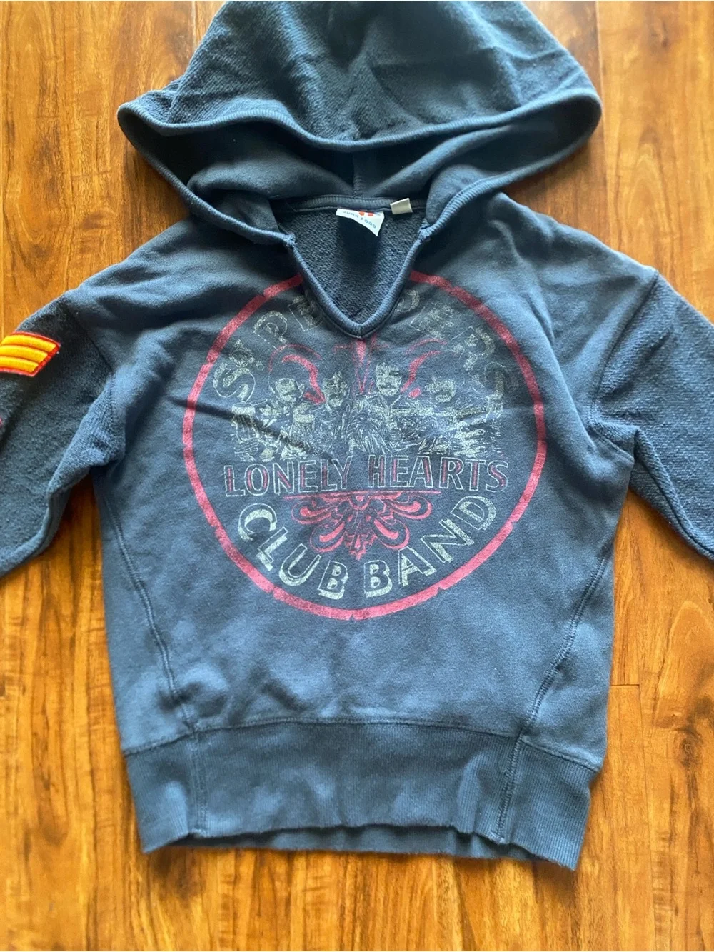 Junkfood Girls The Beatles SGT Peppers Lonely Hearts Club Band Hoodie Size Small